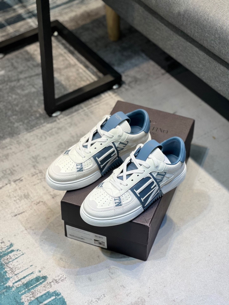 Valentino Sneakers